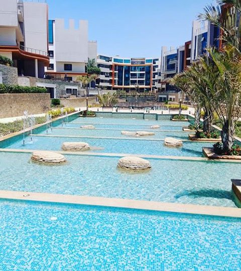La Mirada Residential Complex artificial lakes thumbnail